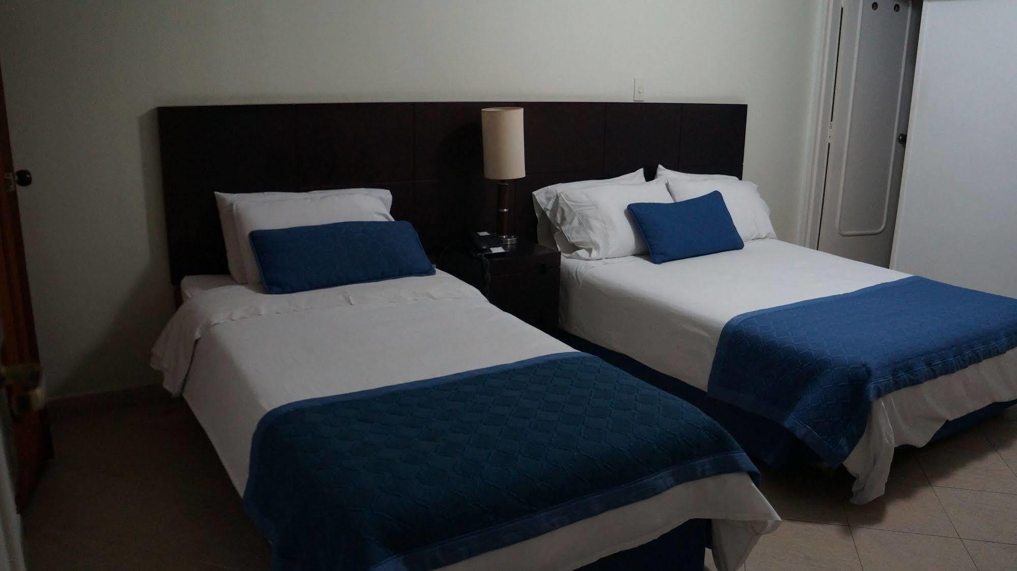 Hotel Lukas Медельин Экстерьер фото